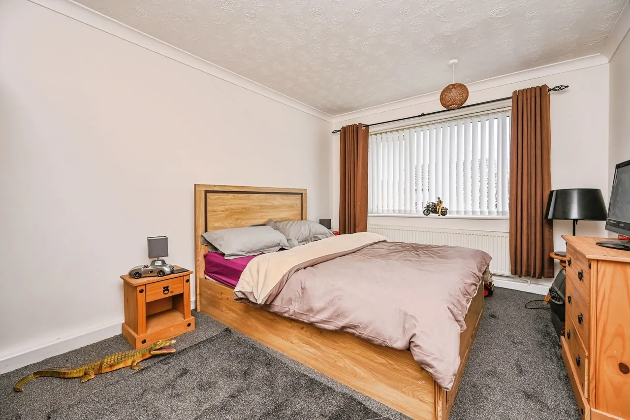 Simons Croft, Bootle, L30, photo 9