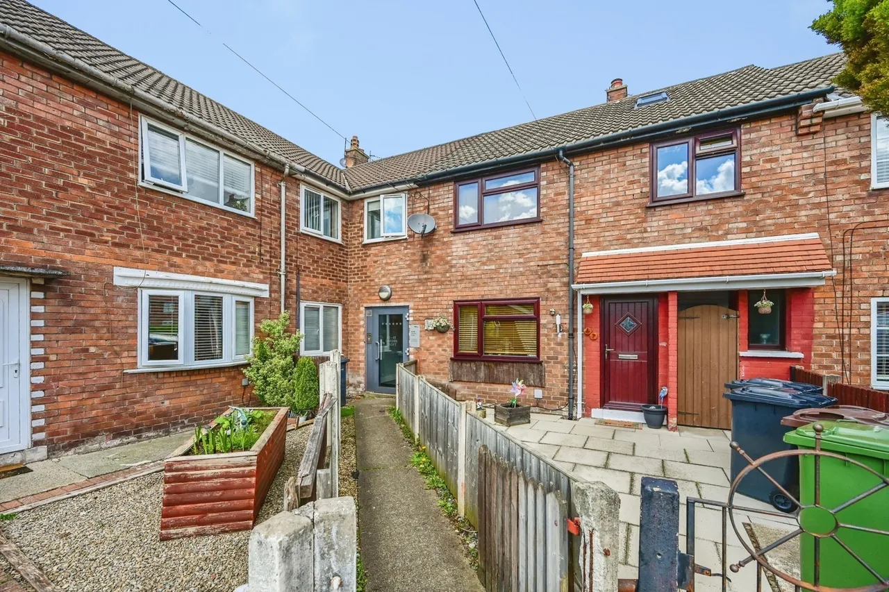 3 bed flat for sale, Simons Croft, Bootle, L30
