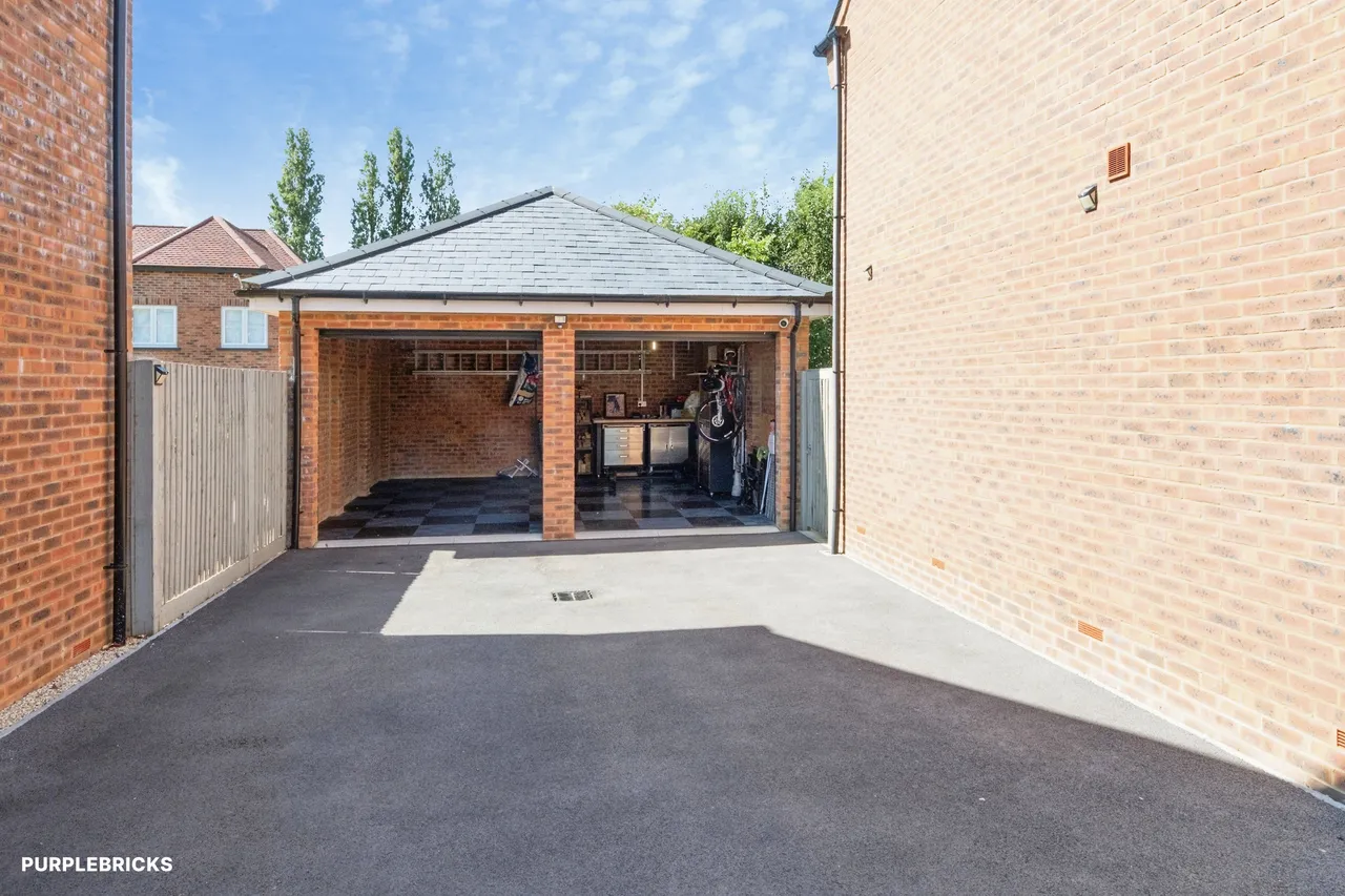 Mitchinson Street, Steeple Claydon, MK18, photo 26