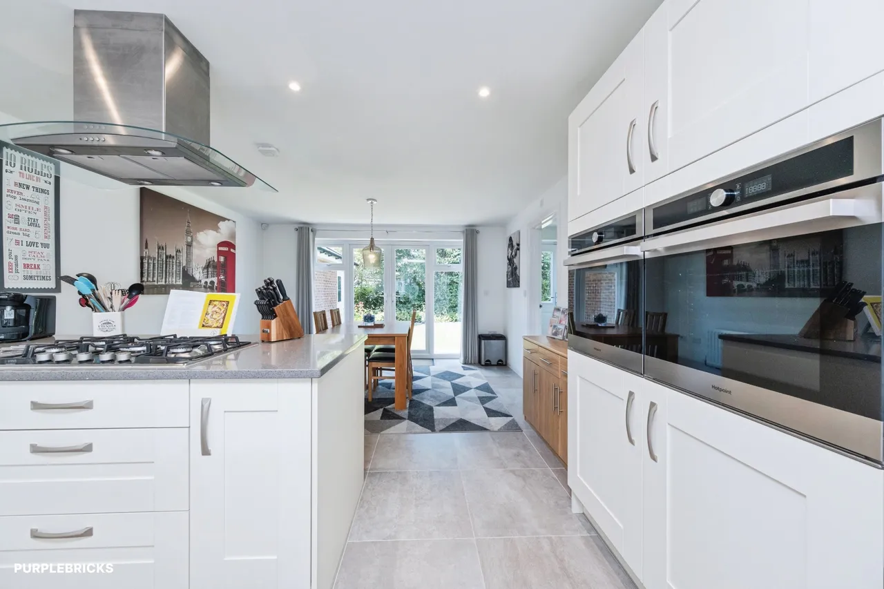 Mitchinson Street, Steeple Claydon, MK18, photo 12