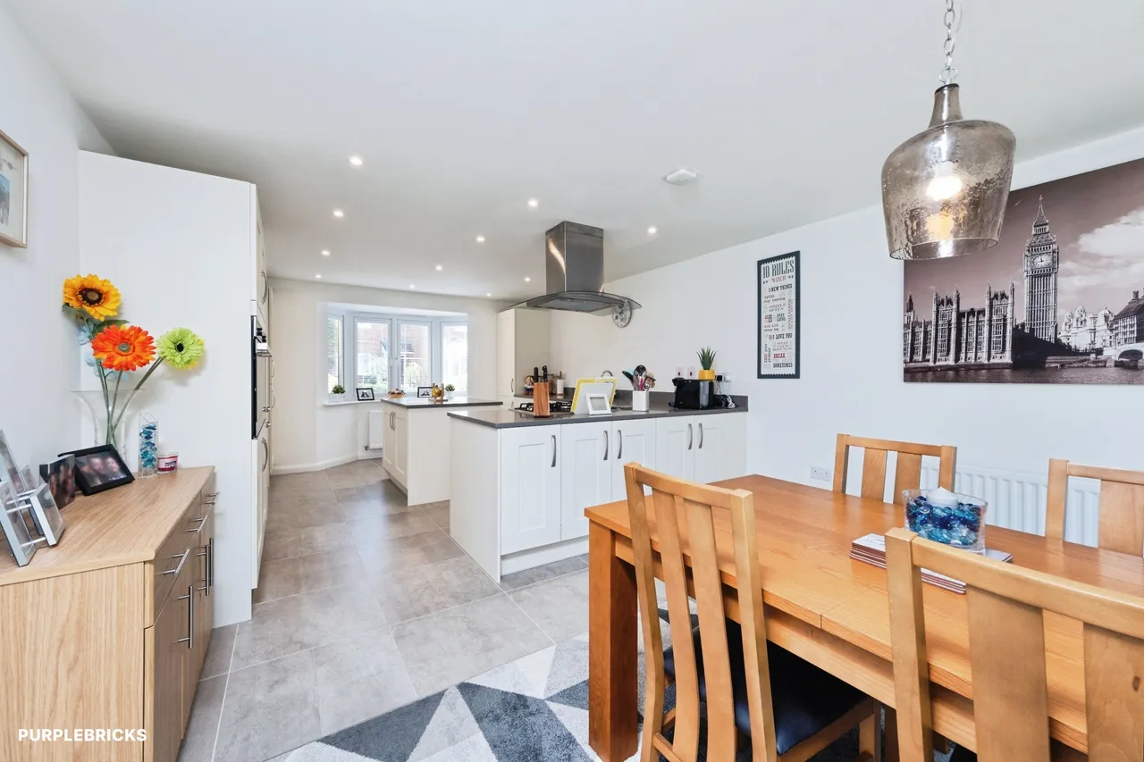 Mitchinson Street, Steeple Claydon, MK18, photo 9