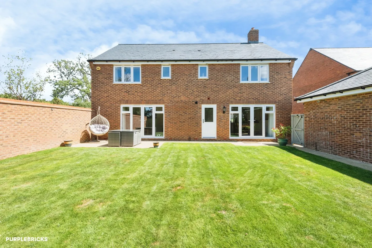 Mitchinson Street, Steeple Claydon, MK18, photo 28