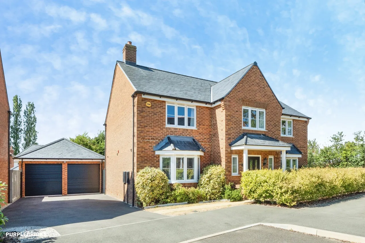5 bed house for sale, Mitchinson Street, Steeple Claydon, MK18