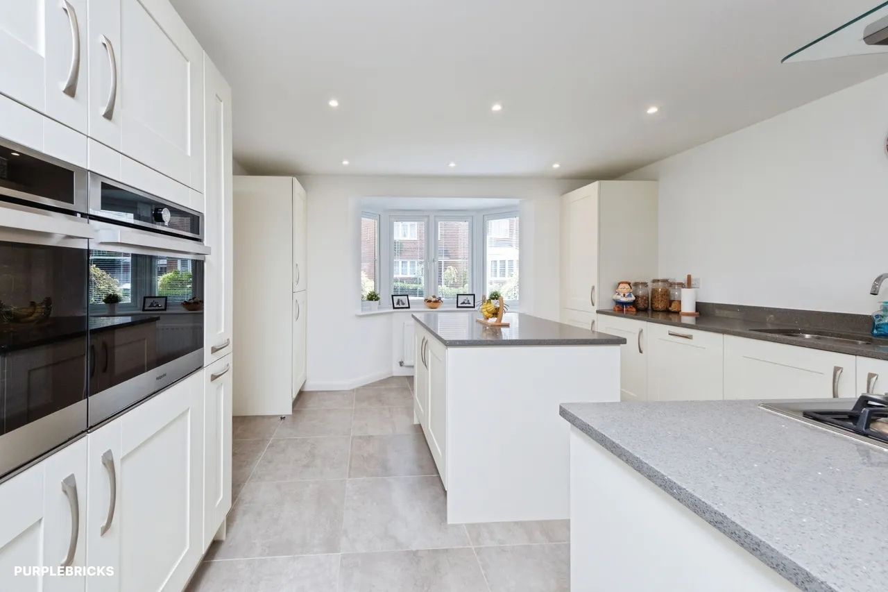 Mitchinson Street, Steeple Claydon, MK18, photo 11