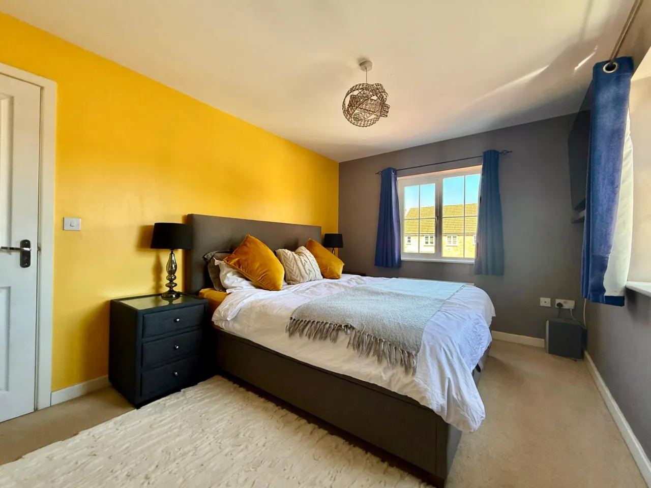 Bluebell Walk, Witham St Hughs, LN6, photo 12