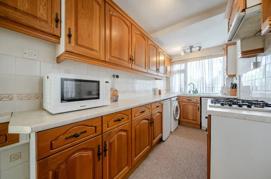 Pinewood Avenue, Sidcup, DA15 8BD, photo 5