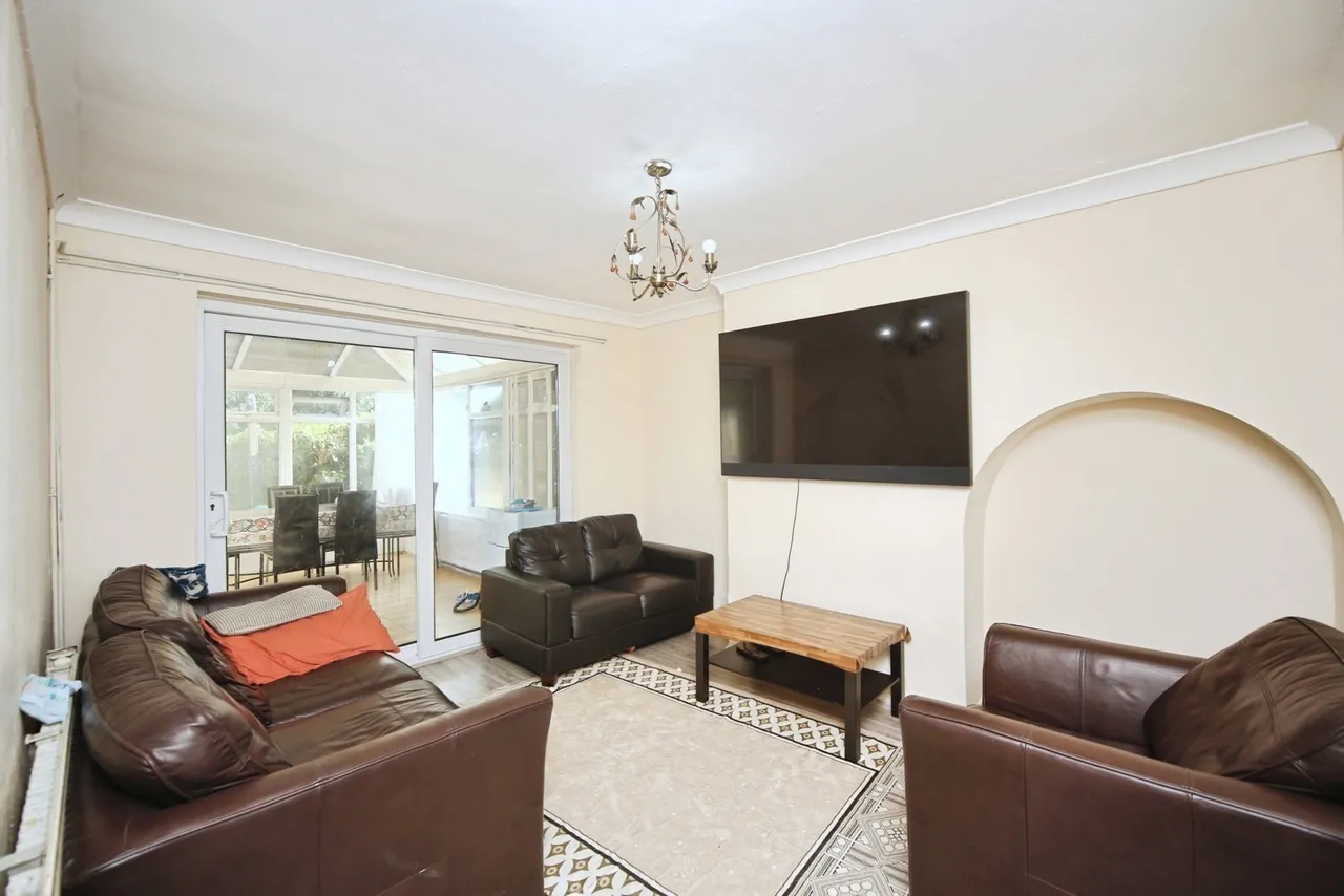 Hangleton Drive, Birmingham, B11, photo 9
