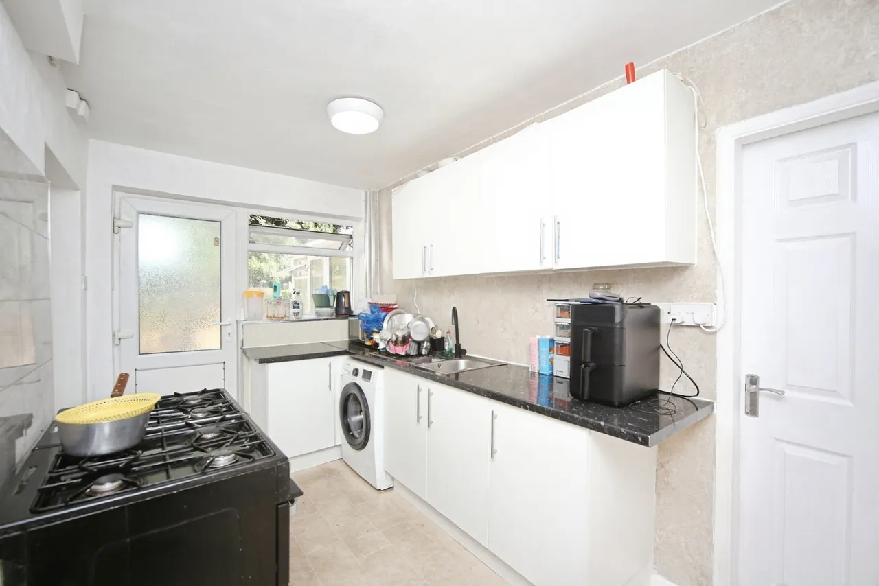 Hangleton Drive, Birmingham, B11, photo 6