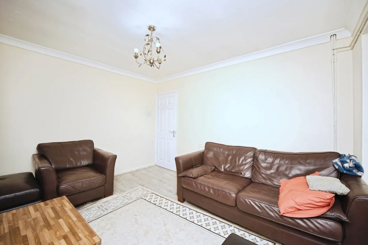 Hangleton Drive, Birmingham, B11, photo 10