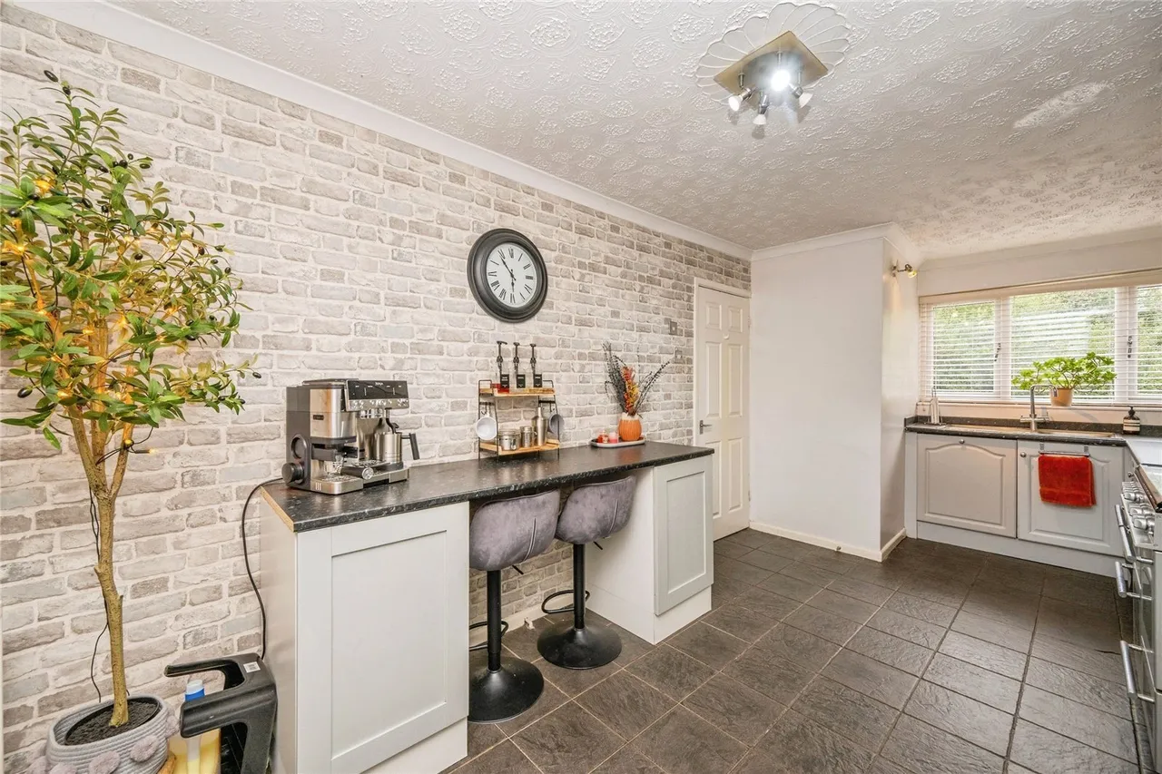Moor Lane, TAMWORTH, Staffordshire, B77, photo 7