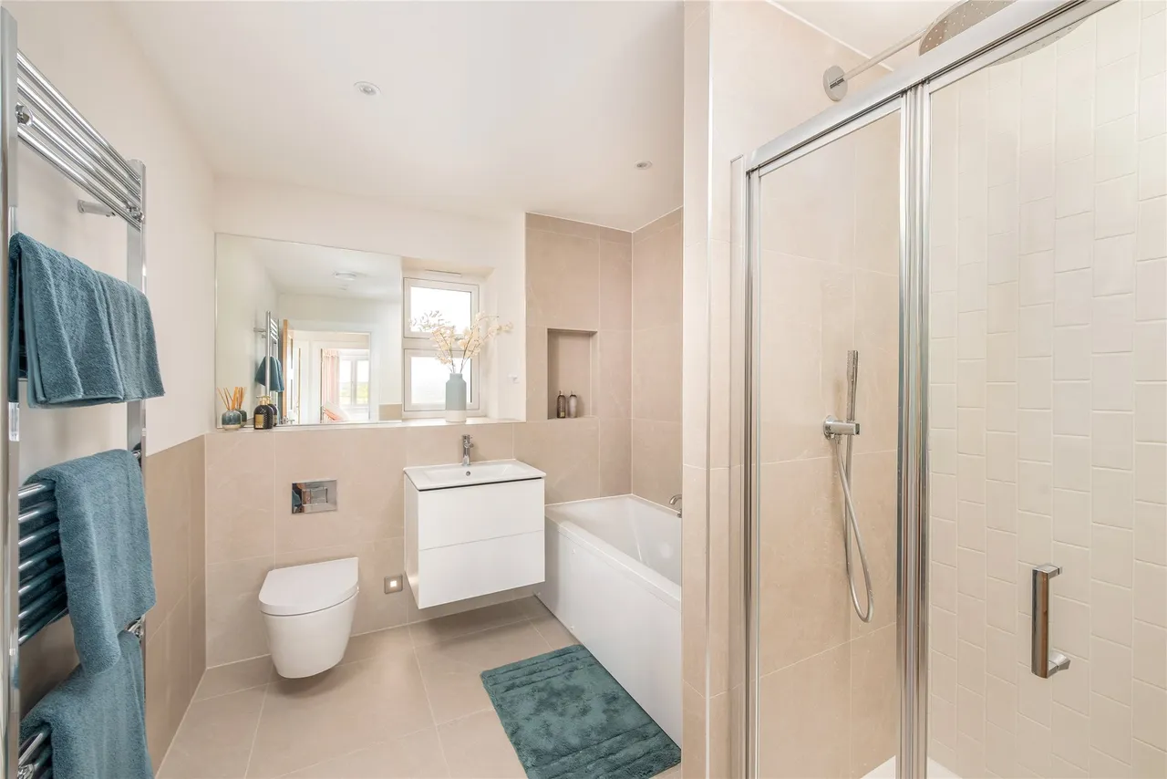 Westfield Road, Long Crendon, HP18, photo 19