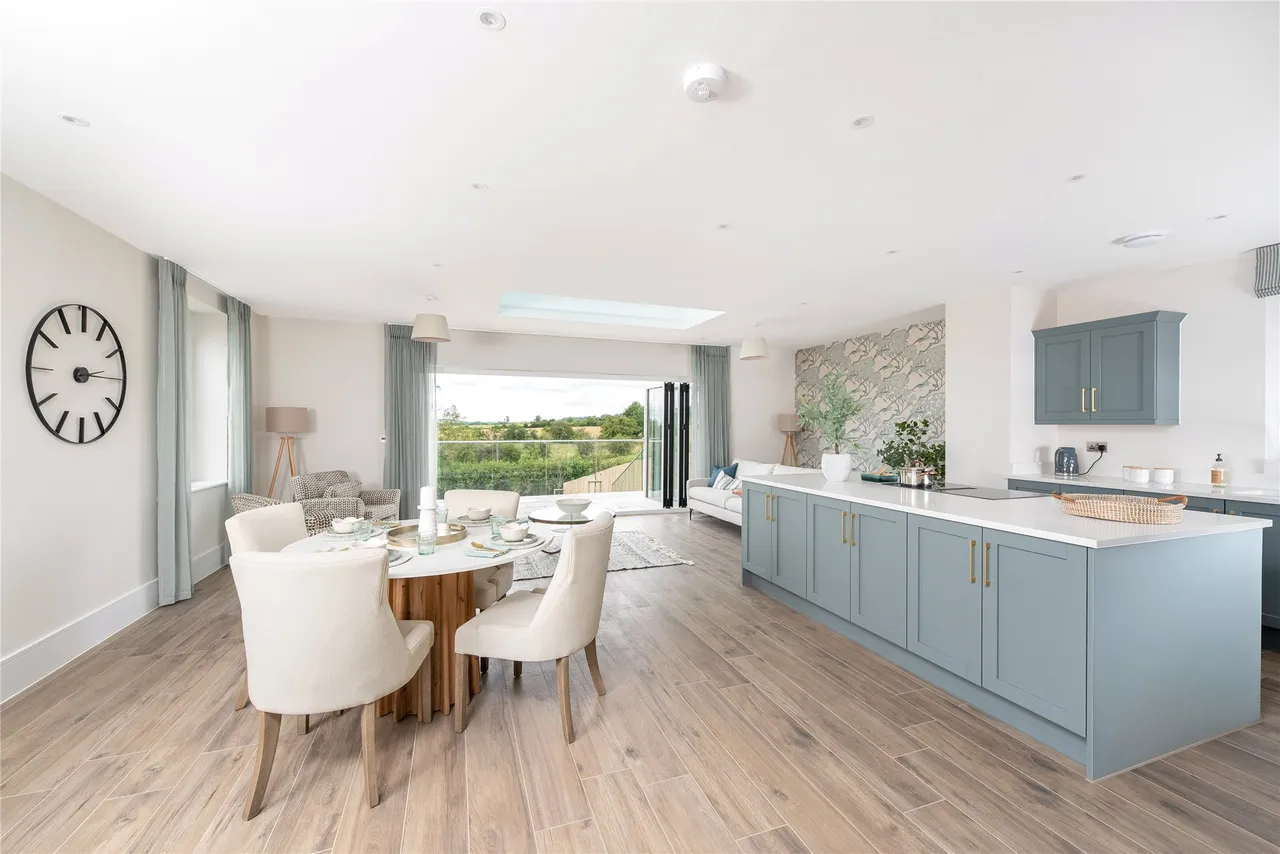 Westfield Road, Long Crendon, HP18, photo 5