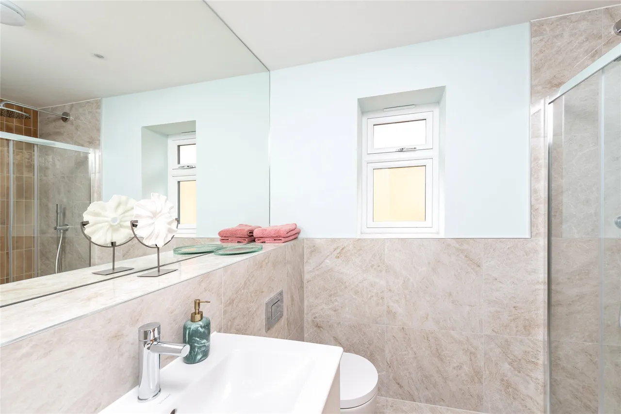 Westfield Road, Long Crendon, HP18, photo 17