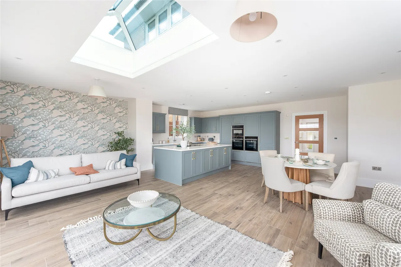 Westfield Road, Long Crendon, HP18, photo 6