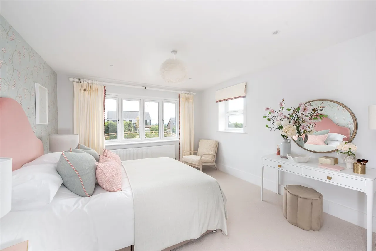 Westfield Road, Long Crendon, HP18, photo 12