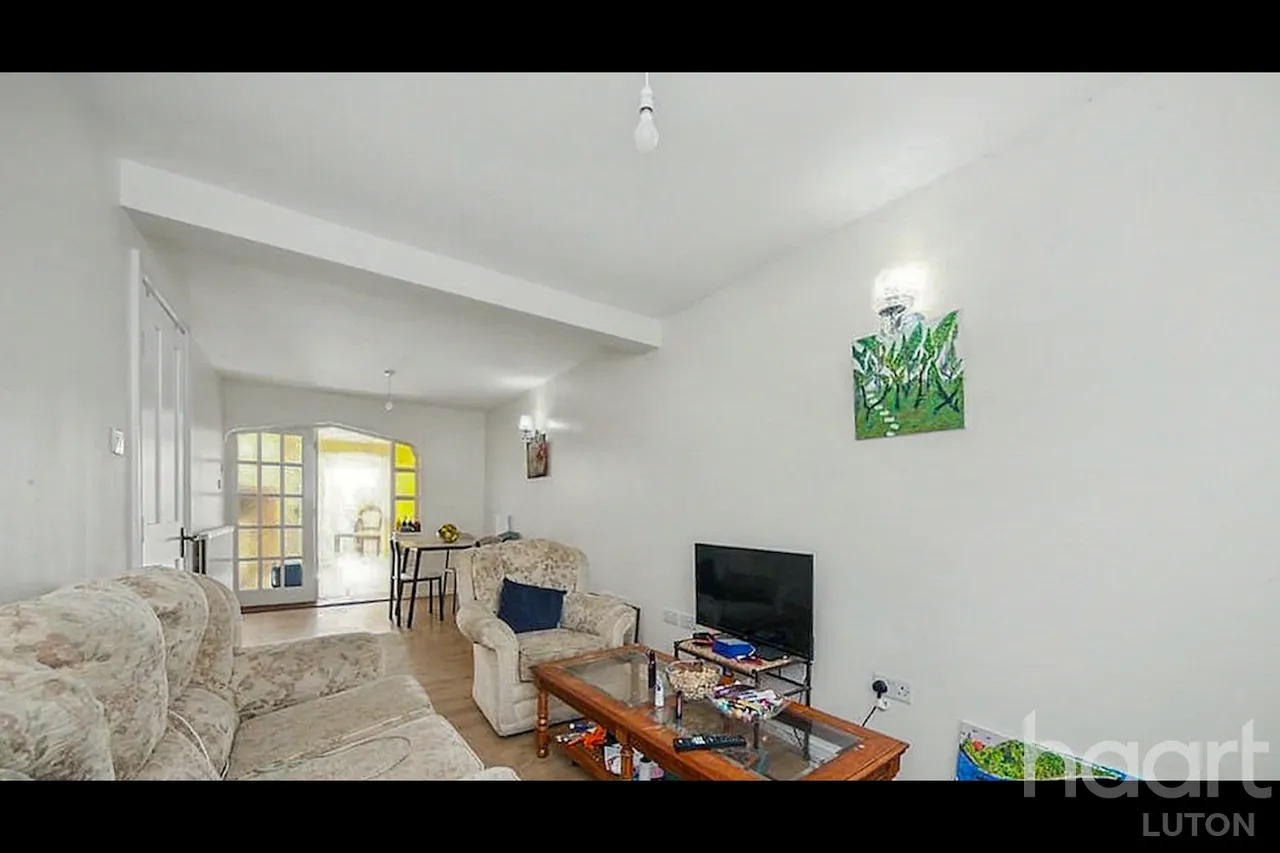 Dallow Road, Luton, LU1, photo 2