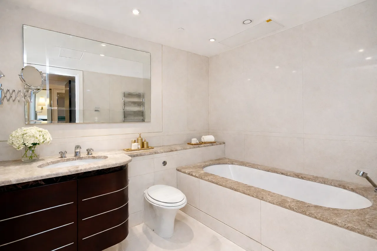 The Knightsbridge Apartments, Knightsbridge, SW7, photo 4