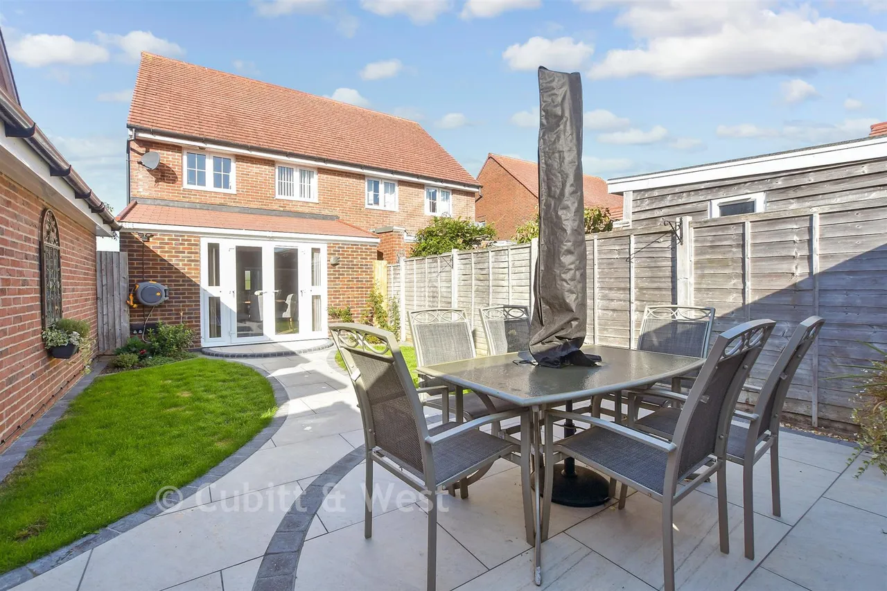 Benjamin Gray Drive, Littlehampton, BN17, photo 14