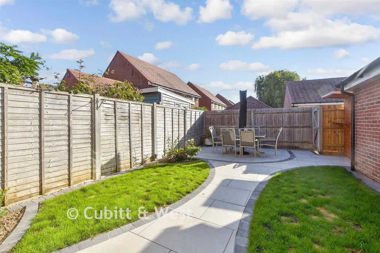 Benjamin Gray Drive, Littlehampton, BN17, photo 13