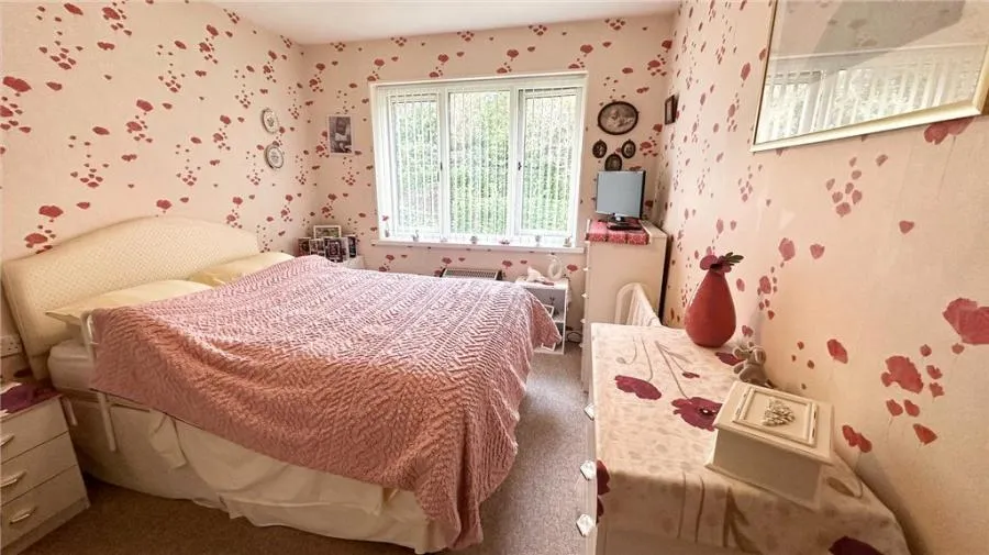 Redditch Road, Kings Norton, B38, photo 6