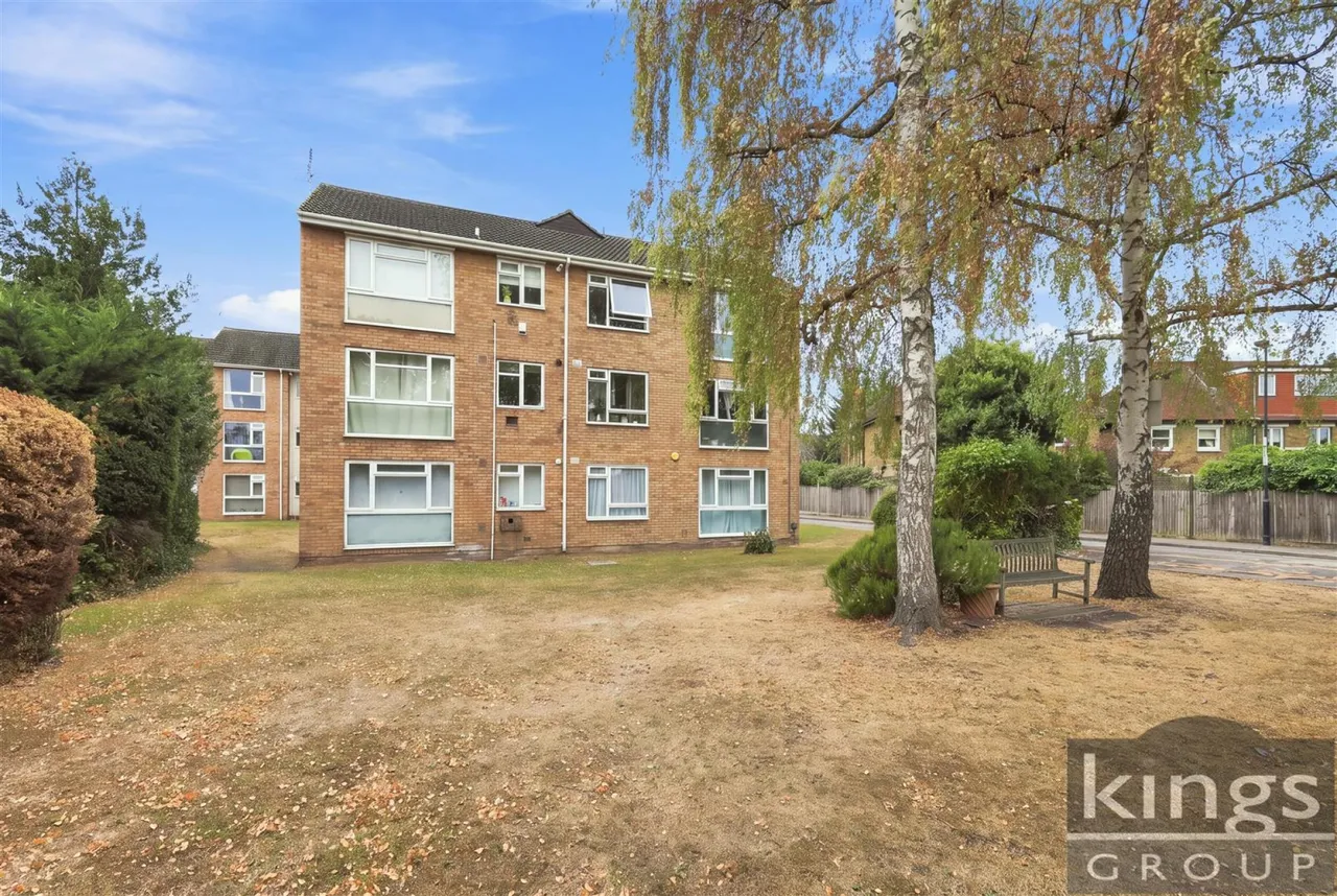 Harris Close, Enfield, photo 19