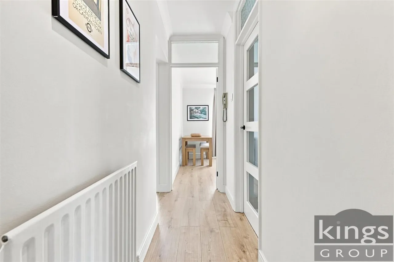 Harris Close, Enfield, photo 13