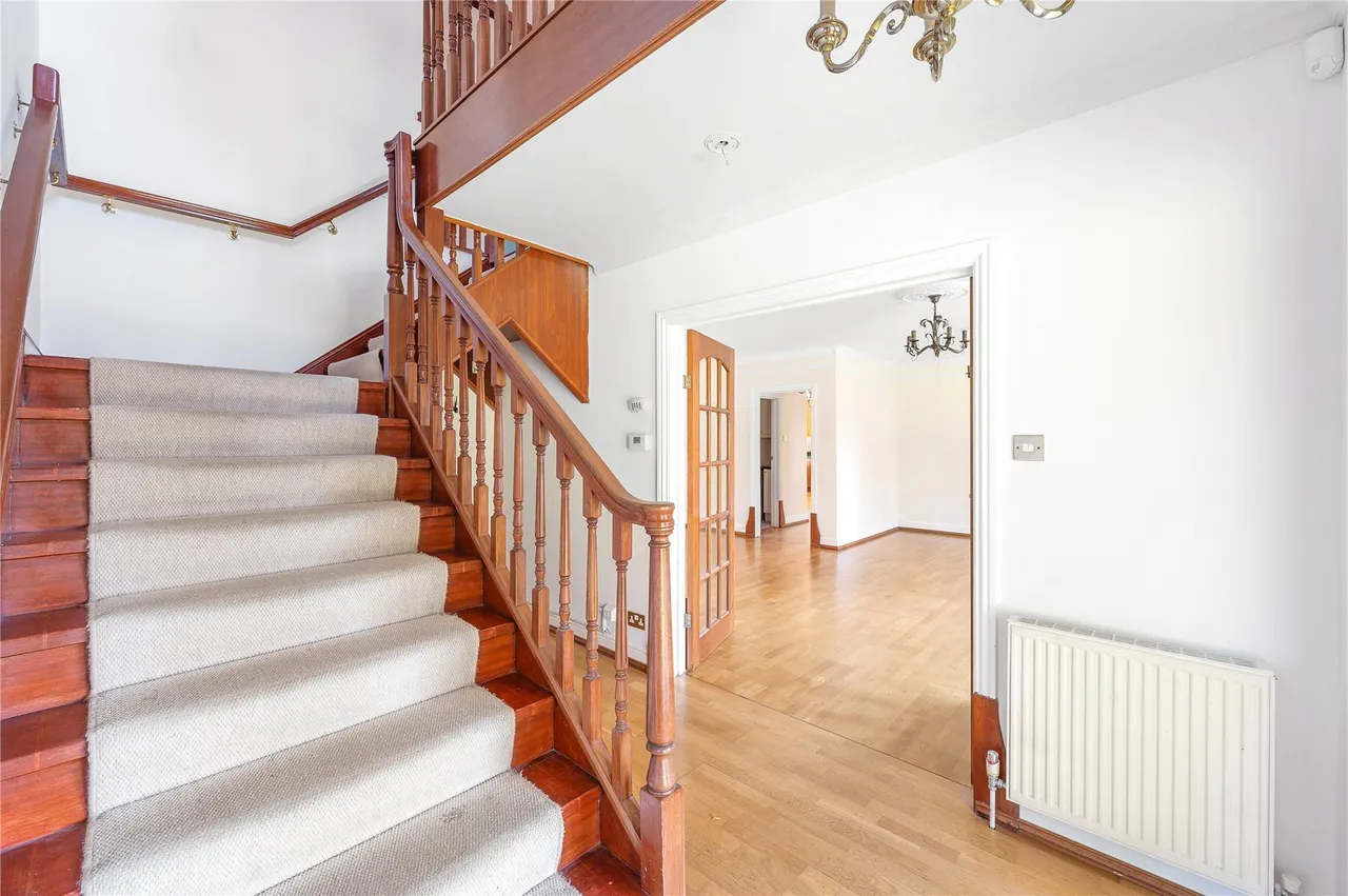Ballard Close, Kingston upon Thames, KT2, photo 9