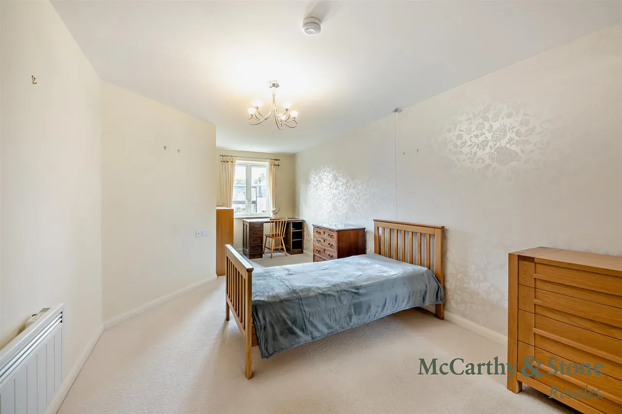 North Road, Ponteland, NE20, photo 6