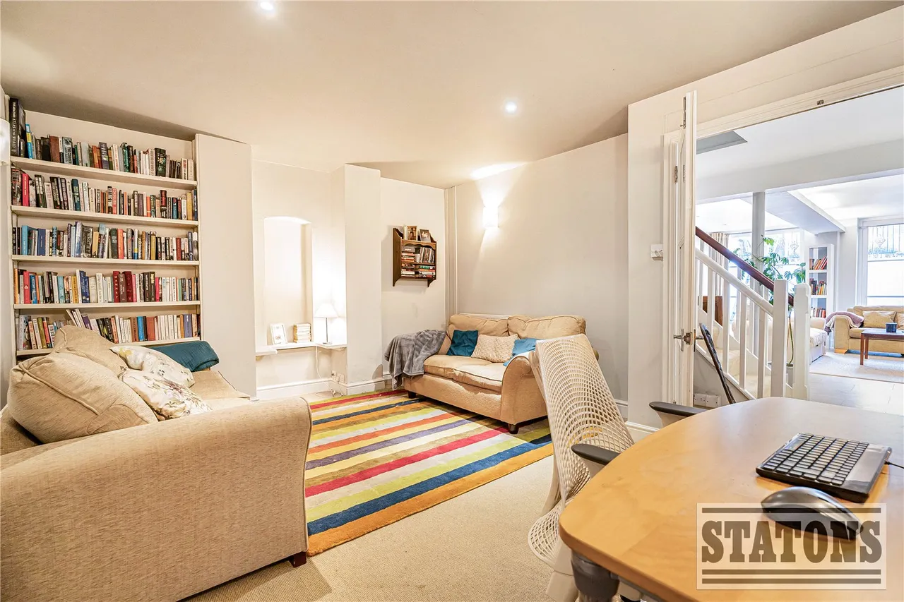 Hadley Green Road, Barnet, EN5 5PR, photo 16