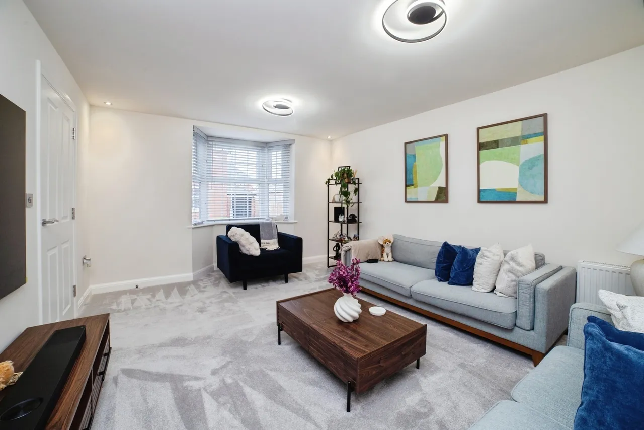 Grasshopper Green, SUTTON-IN-ASHFIELD, Nottinghamshire, NG17, photo 3