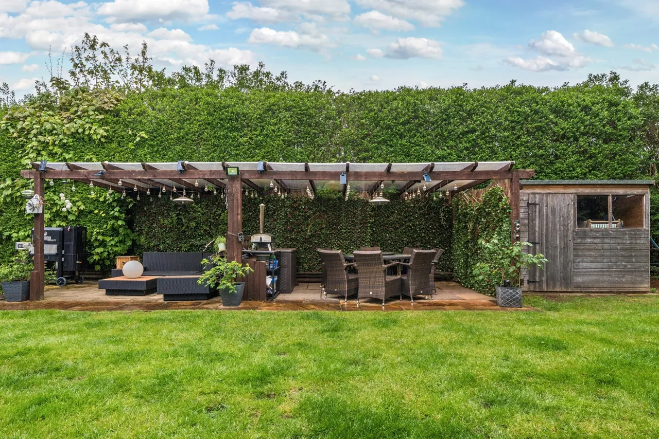 Huntercombe Lane North, Taplow, SL6, photo 18