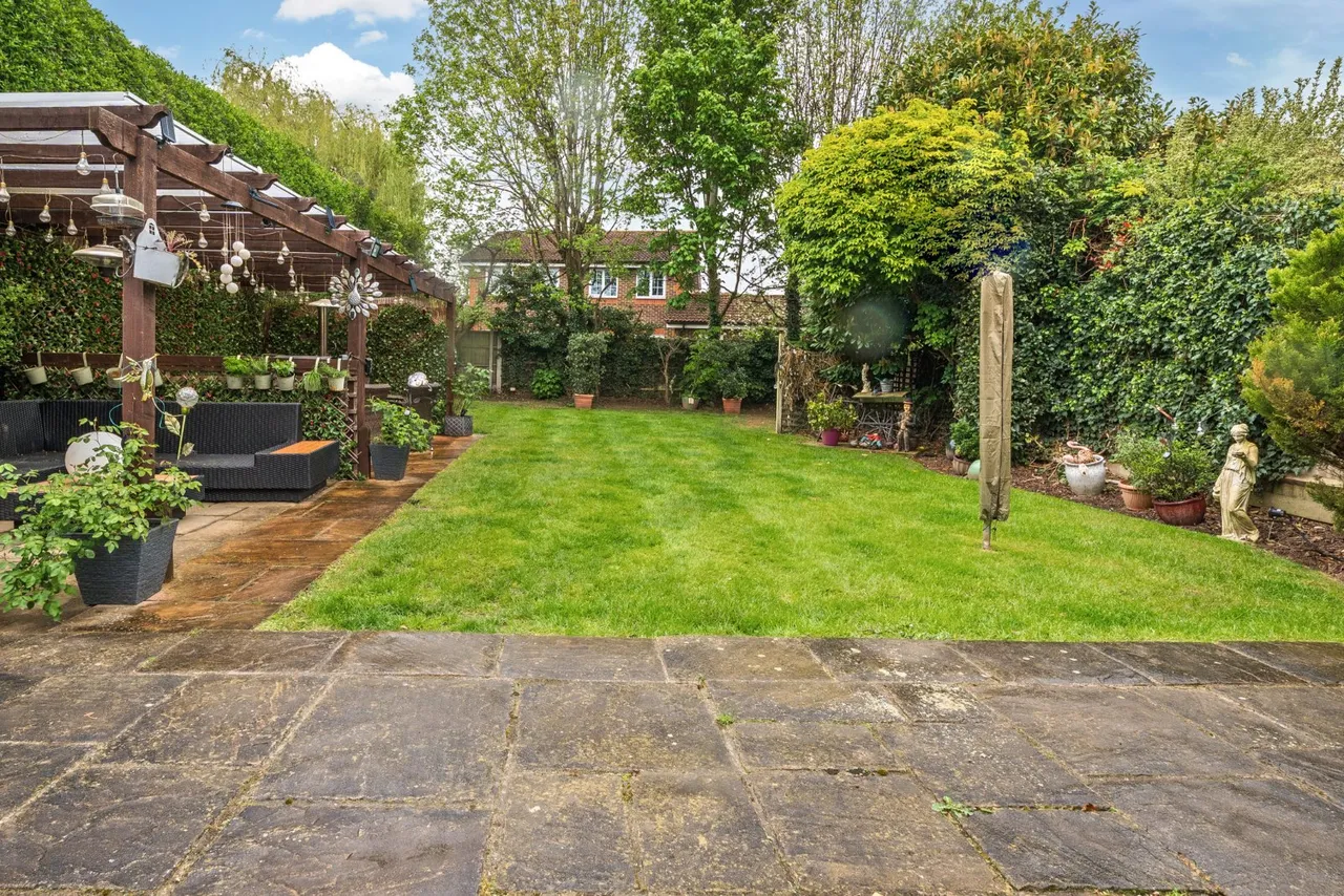 Huntercombe Lane North, Taplow, SL6, photo 8