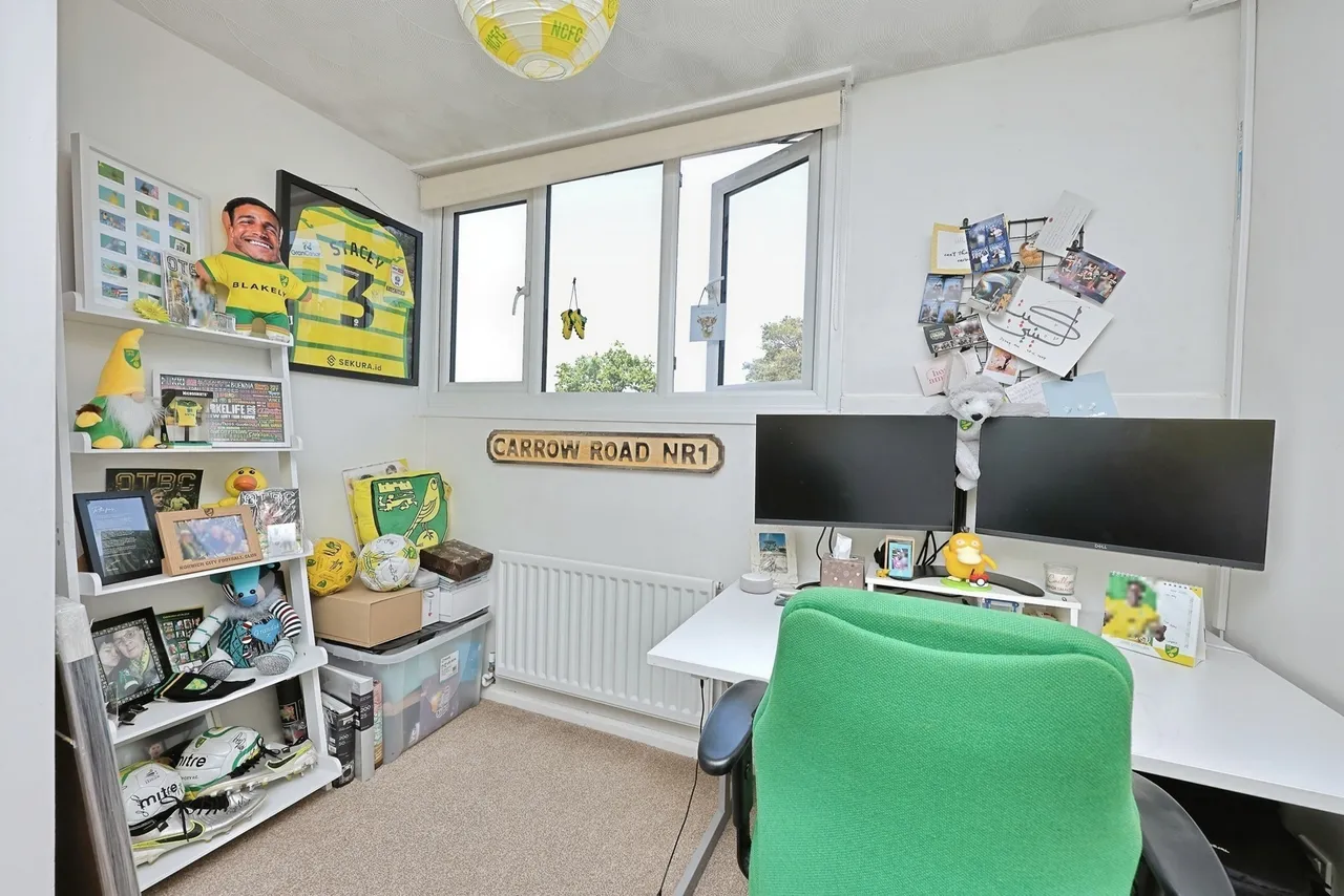 Inman Road, NORWICH, Norfolk, NR7, photo 14