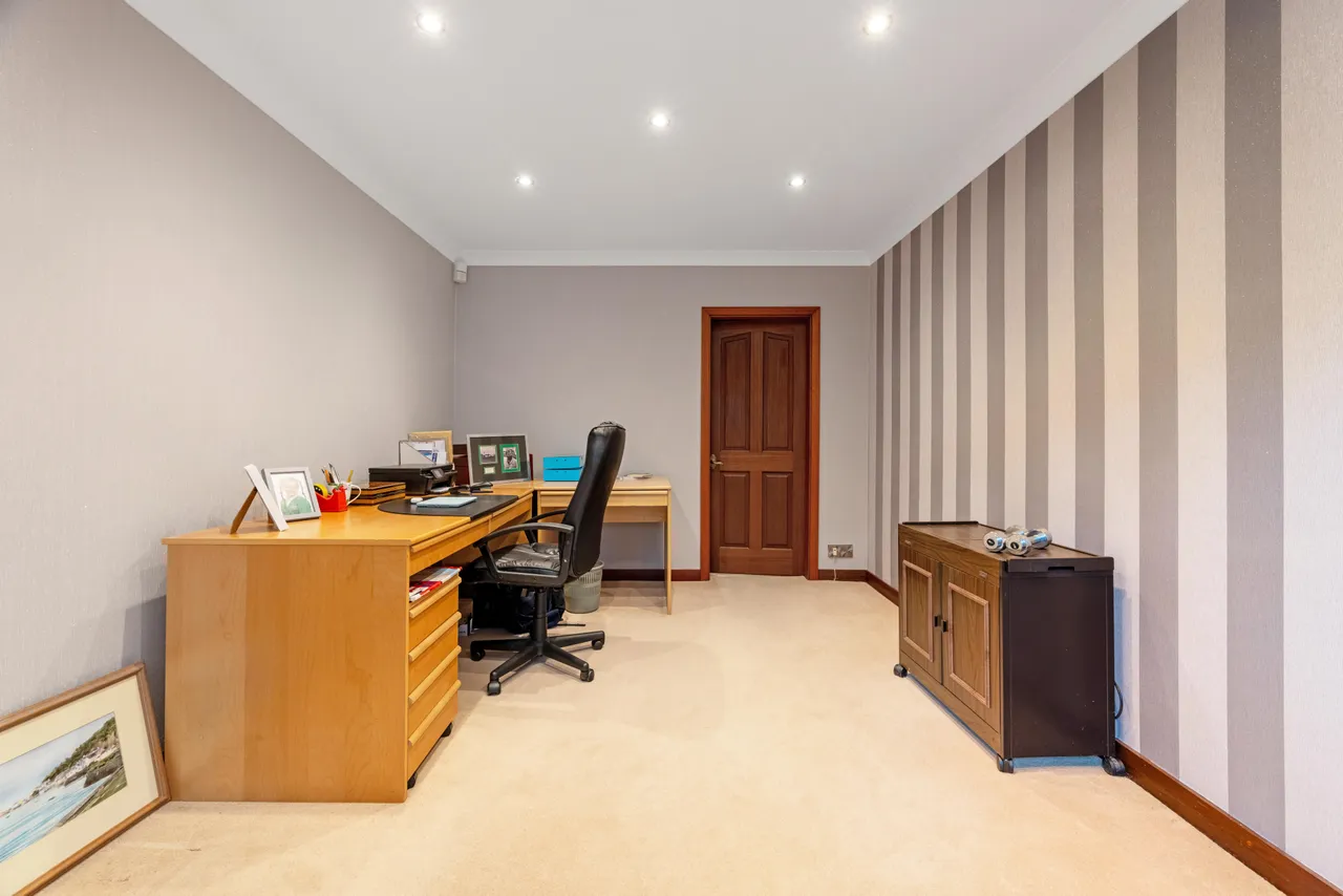 Moor Hall Drive, Sutton Coldfield, Sutton Coldfield, B75 6LP, photo 14
