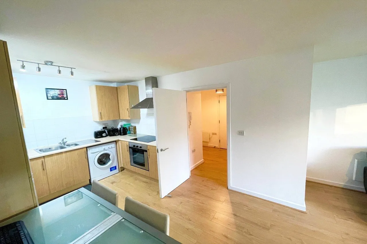 Warton Road, LONDON, London, E15, photo 10