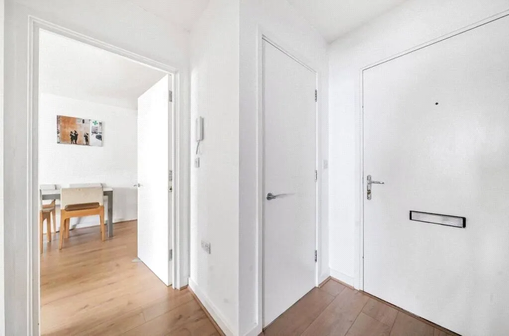 Warton Road, LONDON, London, E15, photo 5