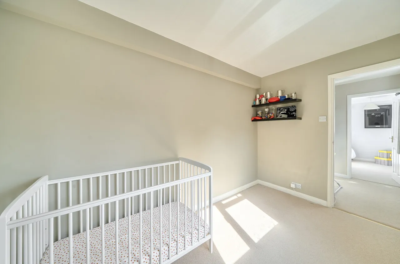 Rosefield Gardens, Ottershaw, KT16, photo 18