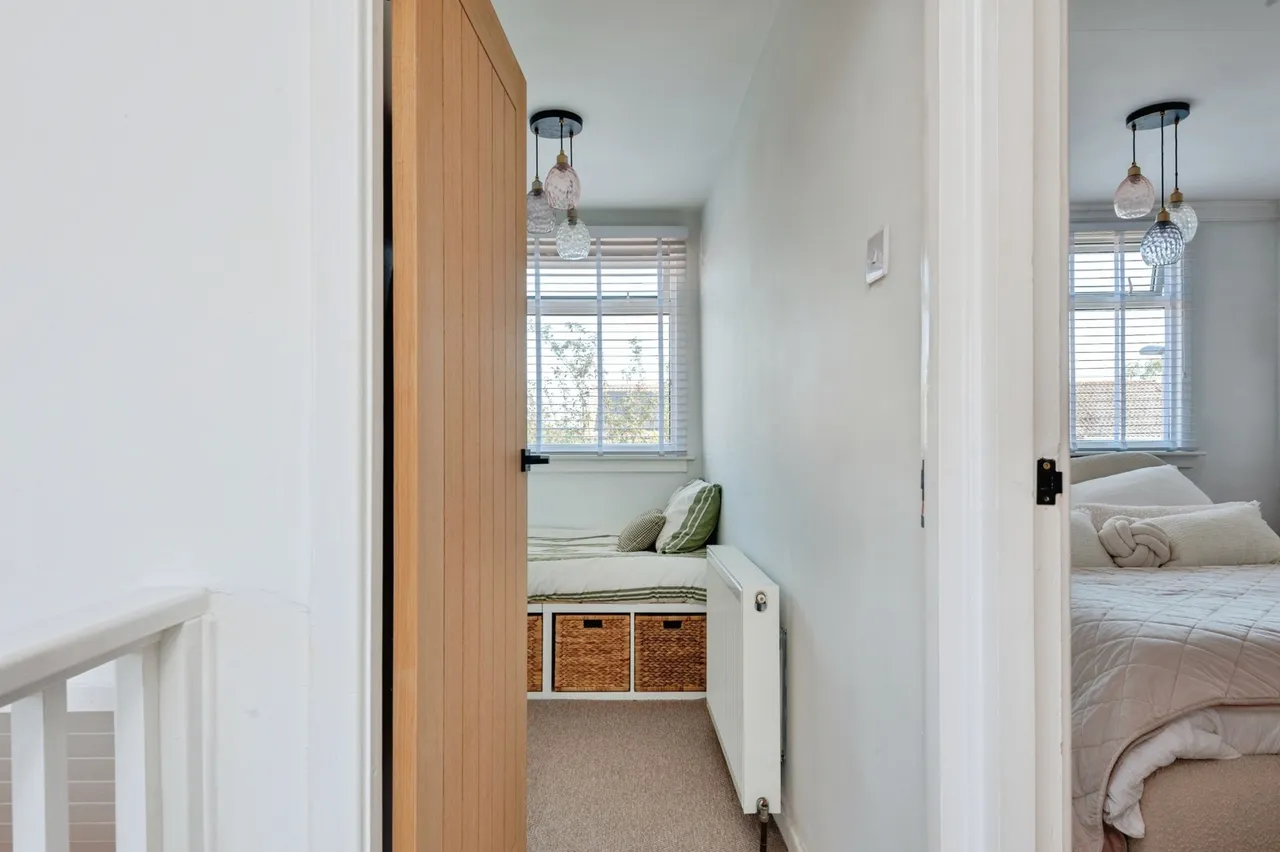 Arklow Drive, Hale Village, L24, photo 20