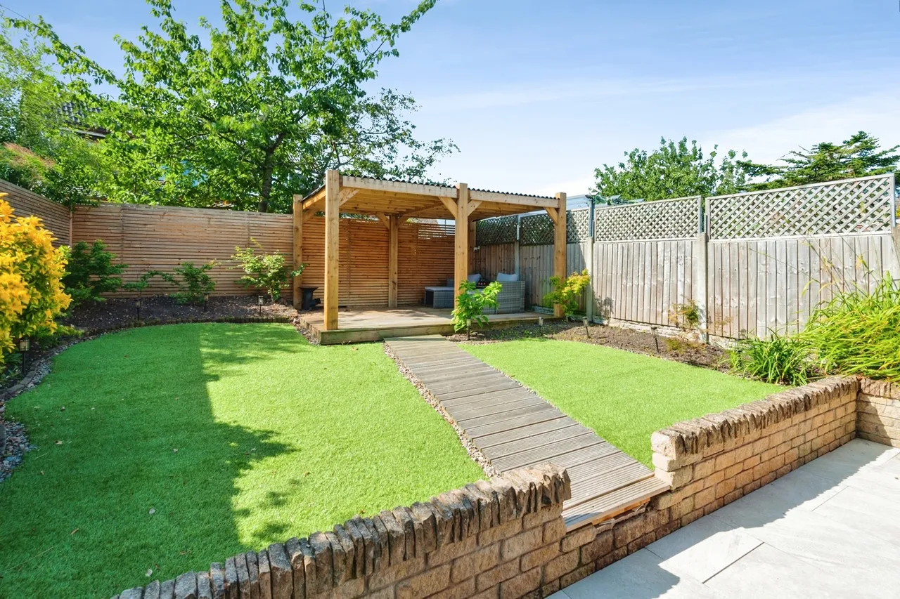 Arklow Drive, Hale Village, L24, photo 27