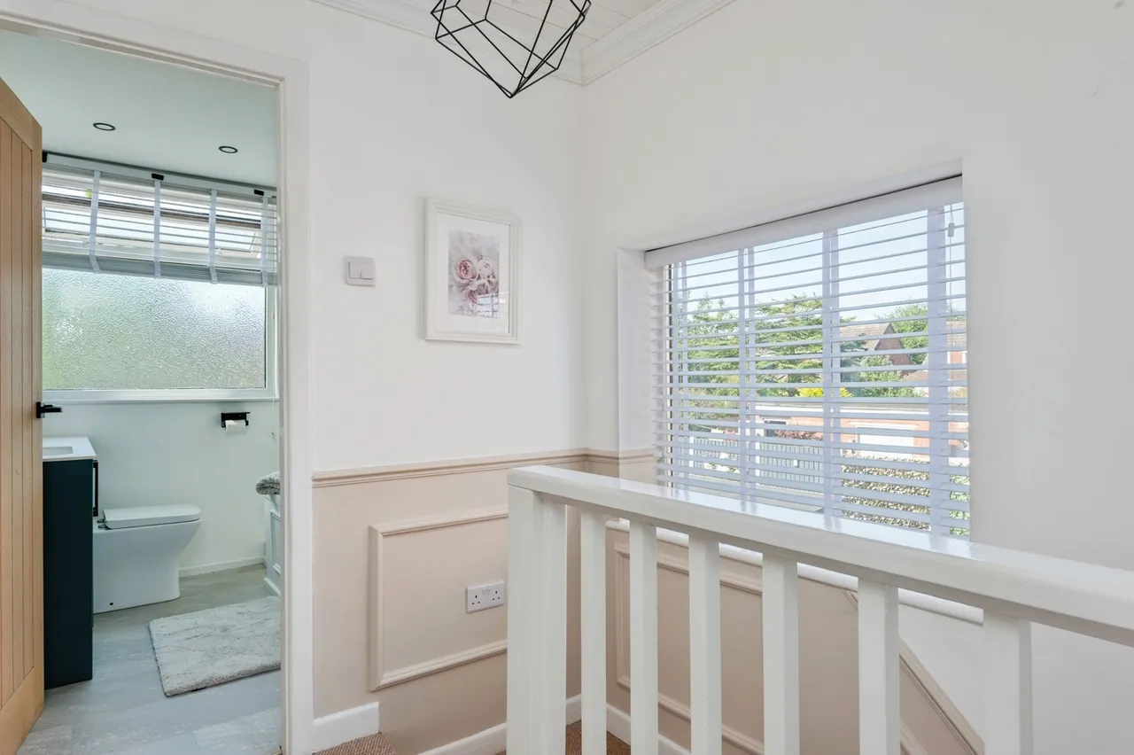 Arklow Drive, Hale Village, L24, photo 23