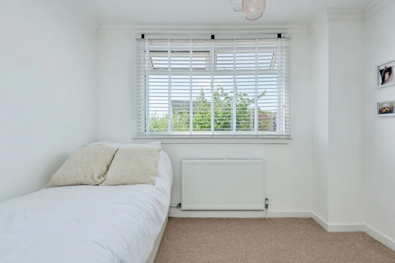 Arklow Drive, Hale Village, L24, photo 18