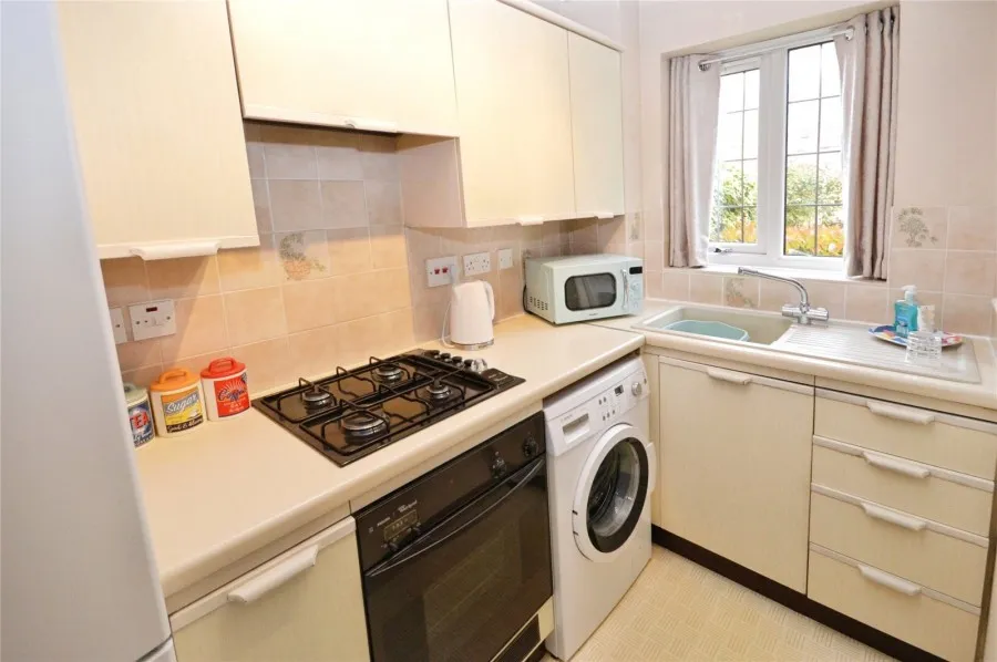 with 1 bedroom in Bishop's Stortford, CM23, photo 3