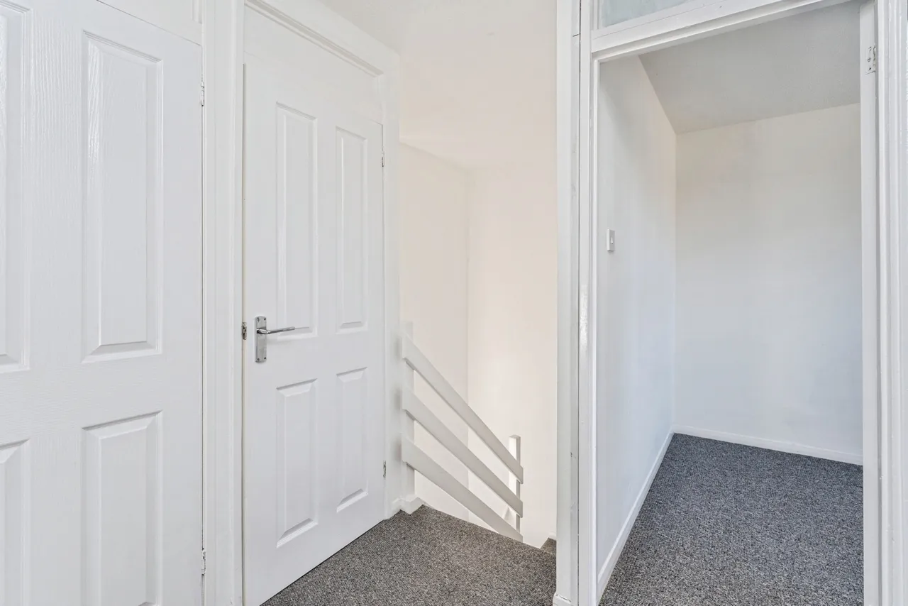 Maesgwyn, Kinmel Bay, LL18, photo 9