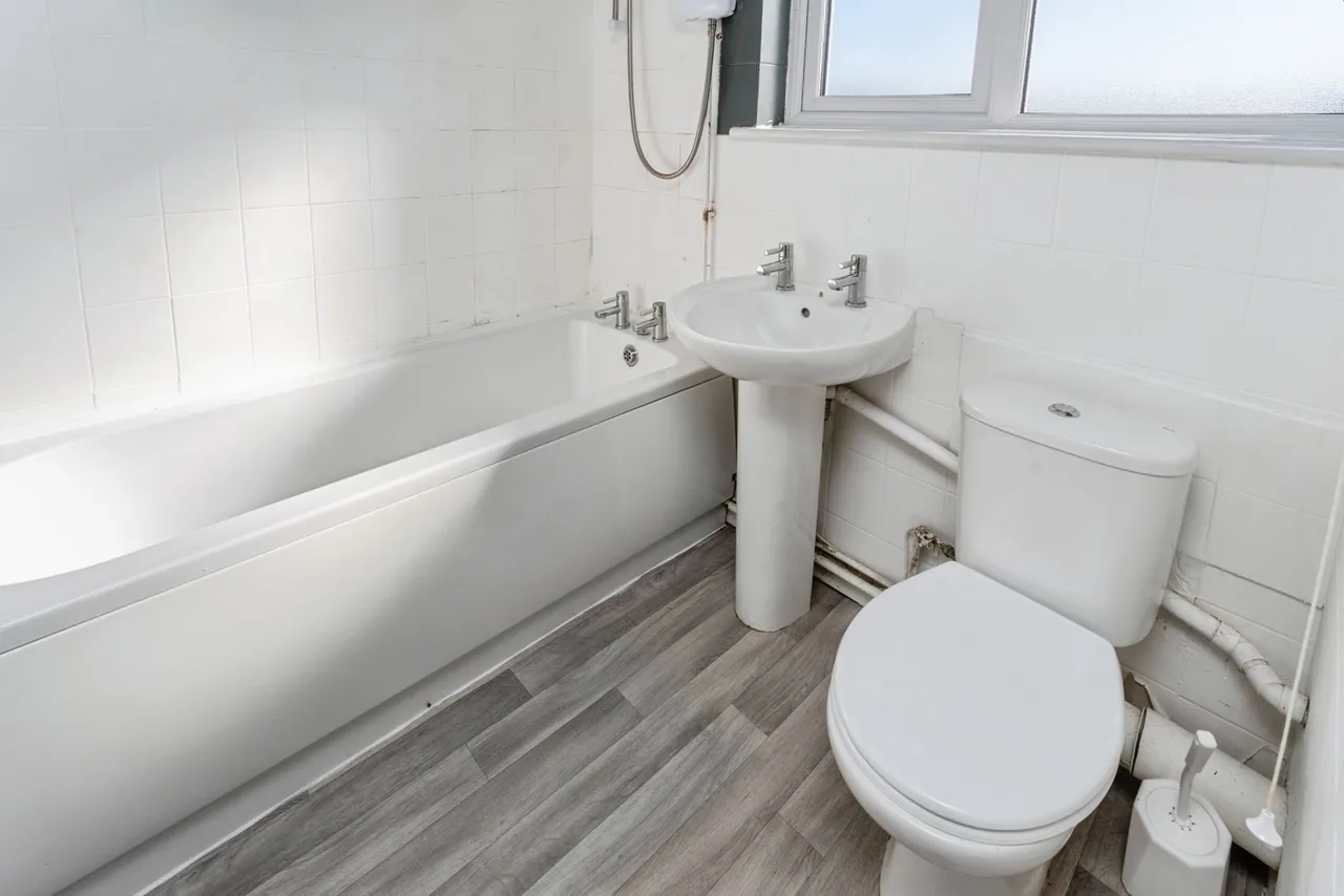 Maesgwyn, Kinmel Bay, LL18, photo 6