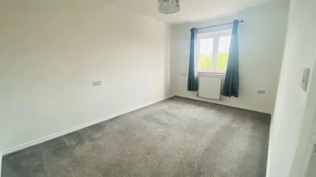 Inchburn Crescent, Penistone, S36, photo 7