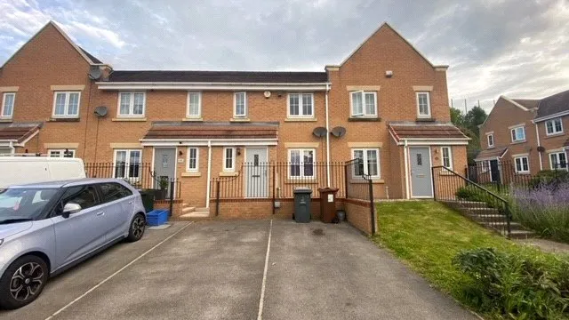3 bed house to rent, Inchburn Crescent, Penistone, S36