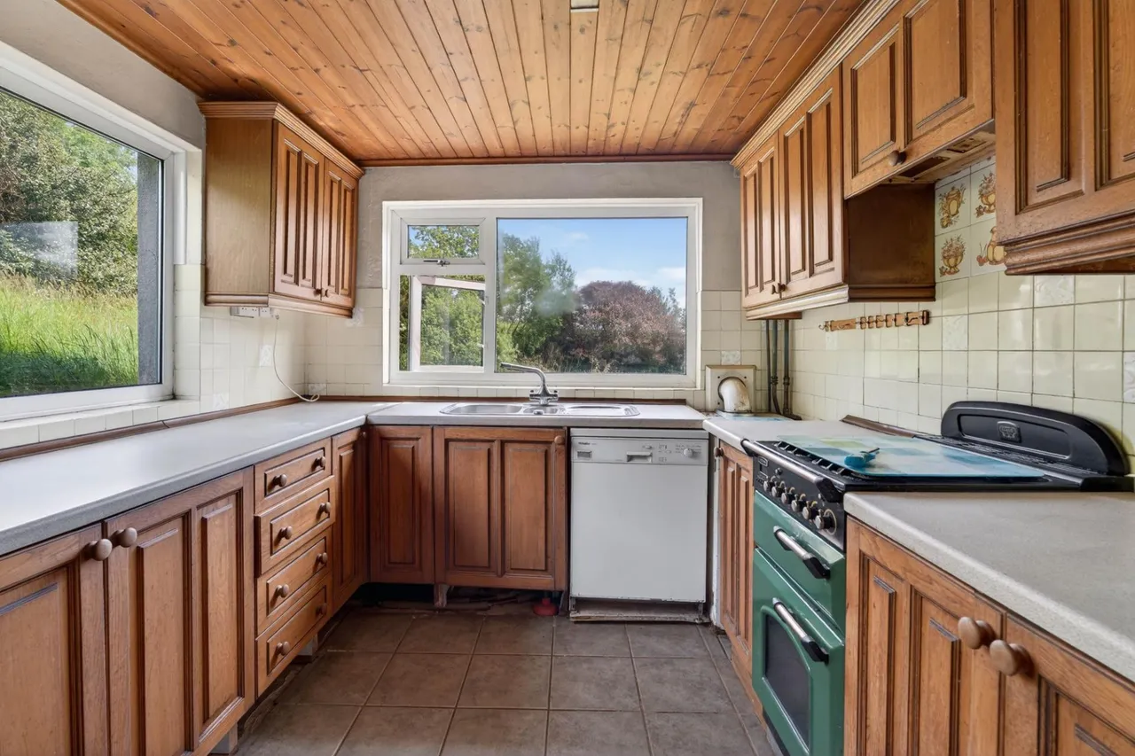Panteg Cross, Llandysul, SA44, photo 16