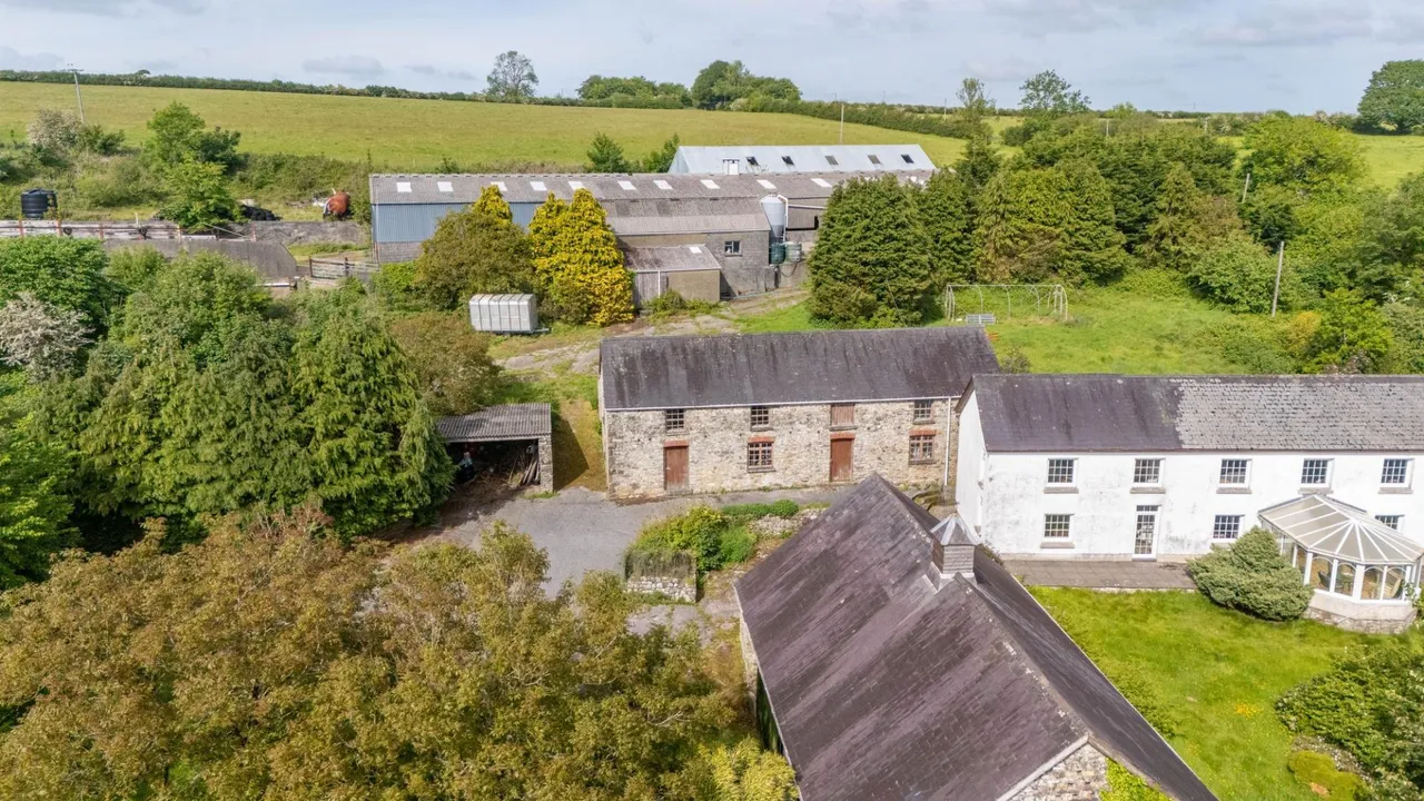 Panteg Cross, Llandysul, SA44, photo 43