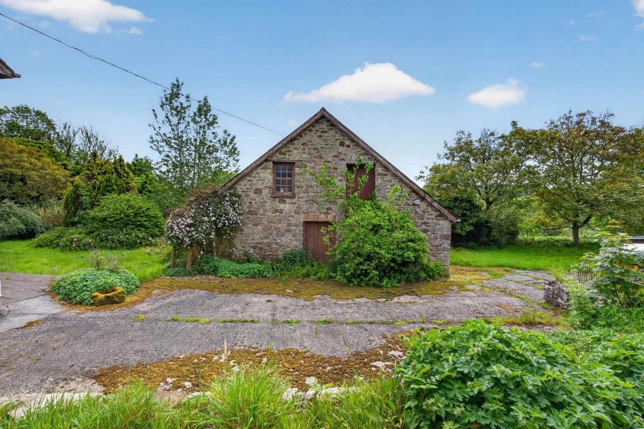 Panteg Cross, Llandysul, SA44, photo 36