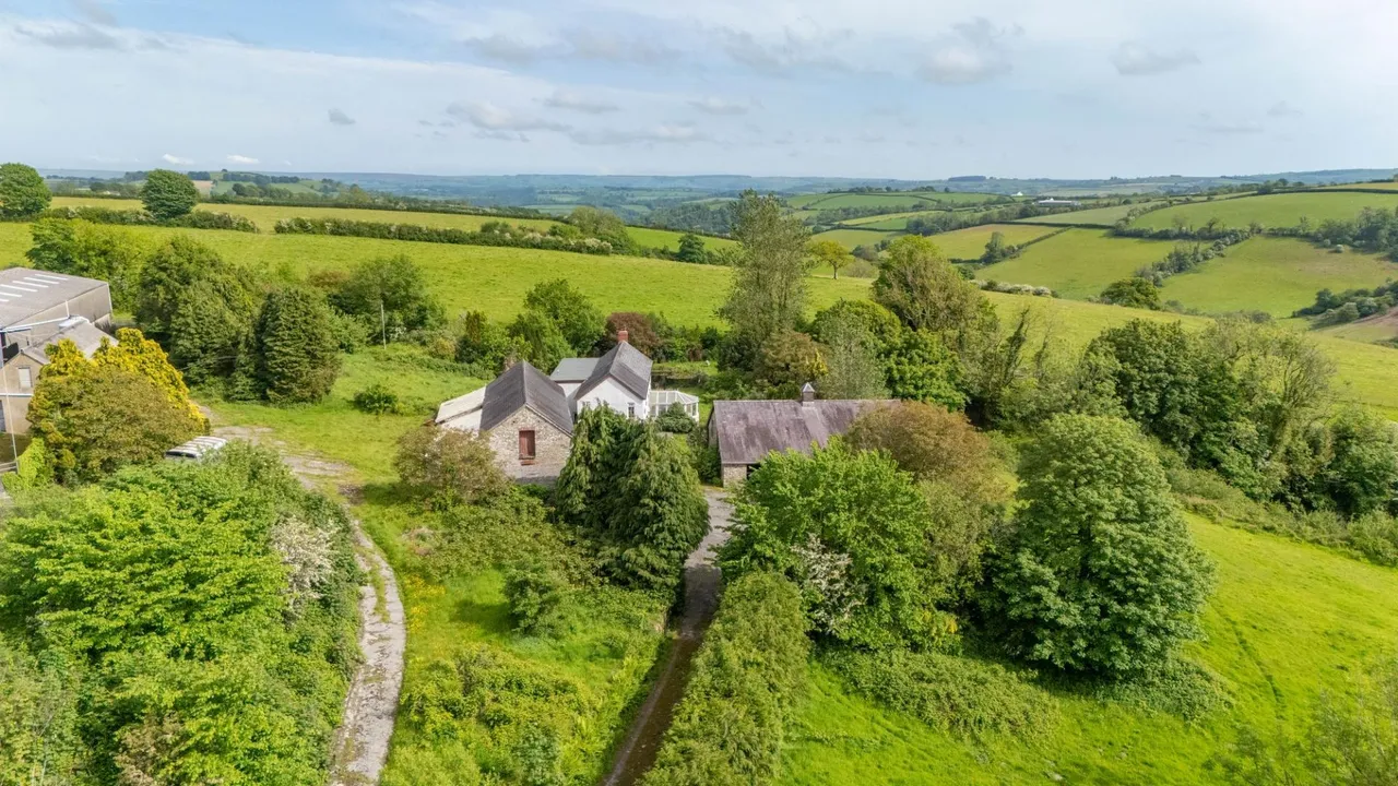 Panteg Cross, Llandysul, SA44, photo 50